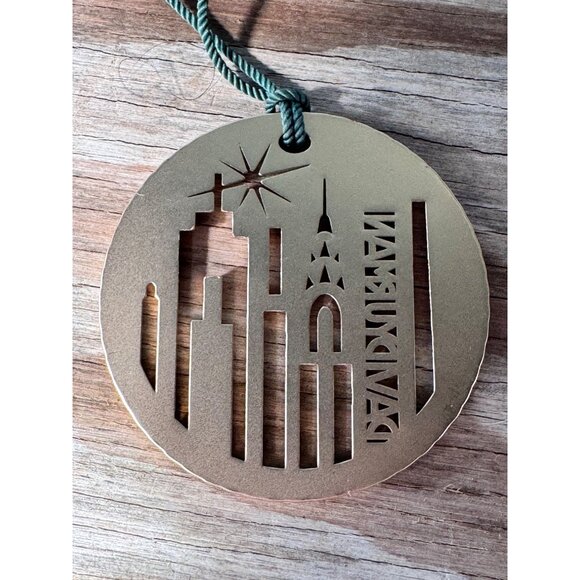 David Yurman NYC Skyline Ornament In Bronze With Green Cord - Picture 2 of 5